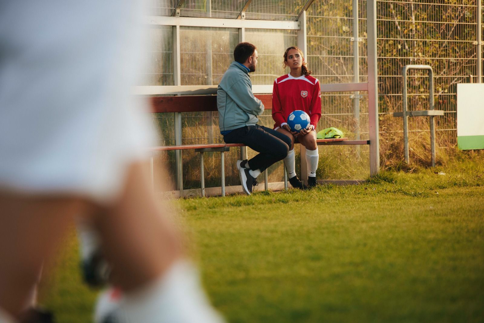 Hare Majesteit Koningin Máxima trapt bij Forum Sport het programma ‘De Onzichtbare Blessure’ van KNVB en Zilveren Kruis af