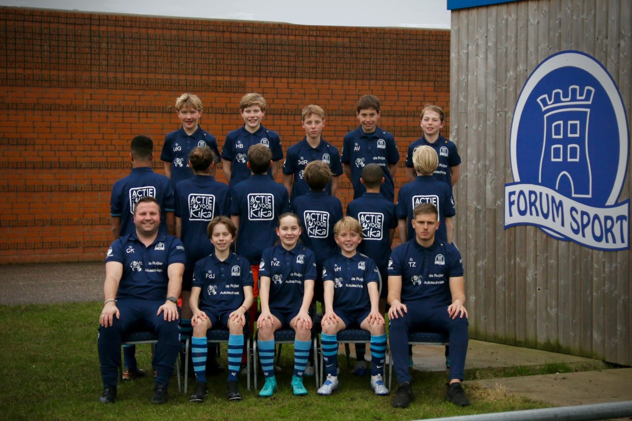 Forum Sport JO13-1 vraagt aandacht voor KiKa
